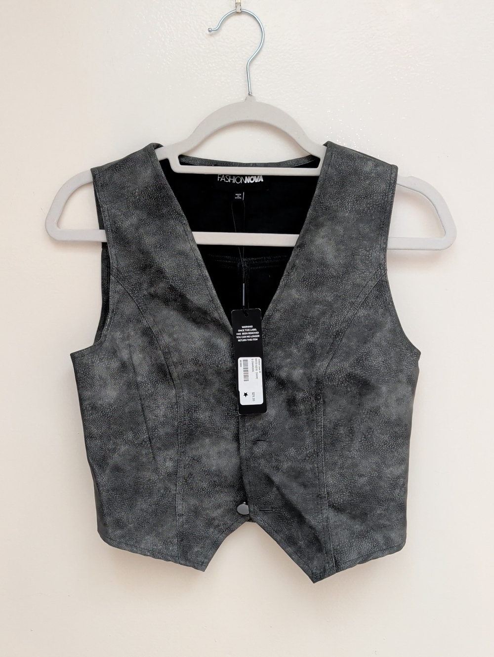 Cute Fashion NOVA New With Tag Vest